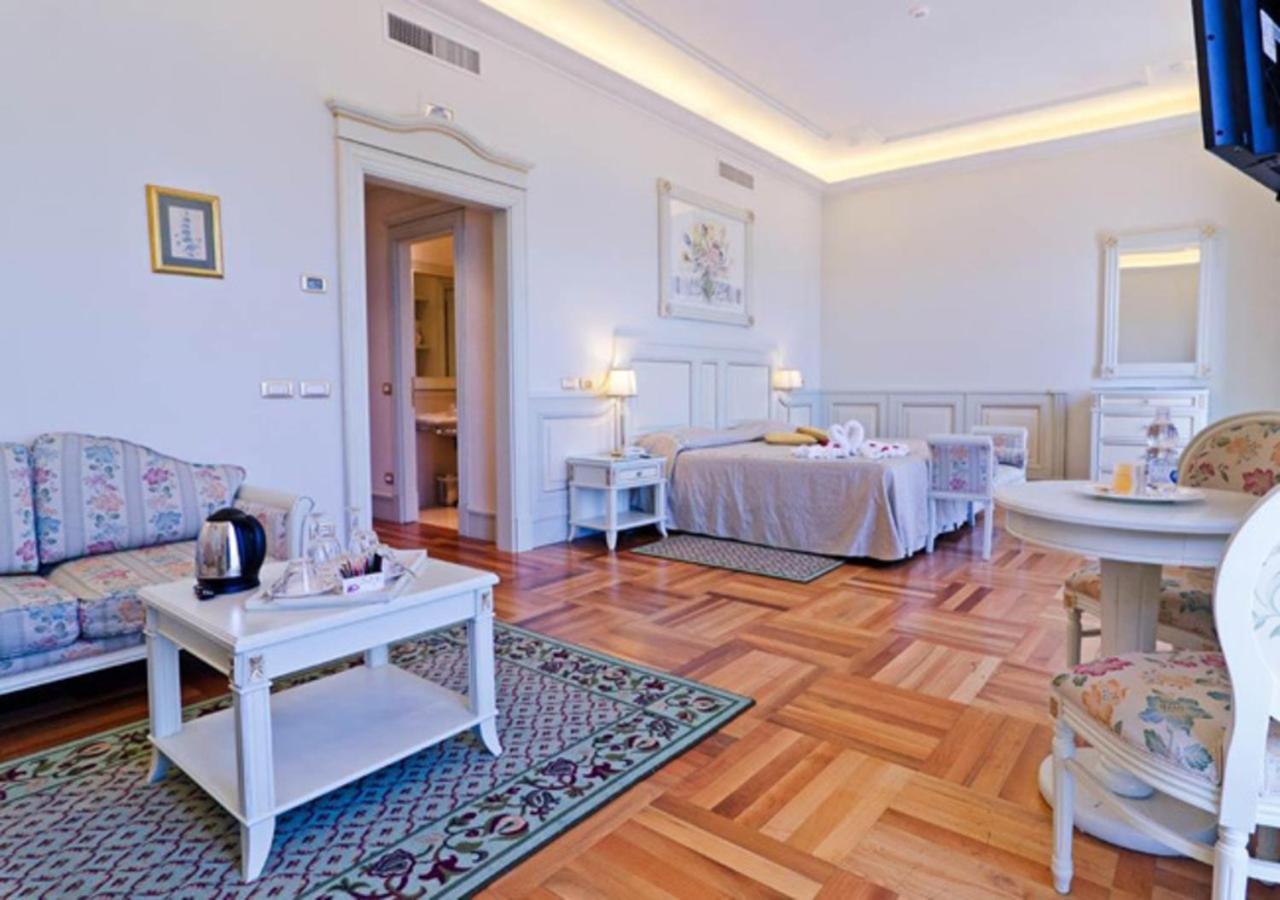 Hotel De Paris Sanremo Esterno foto