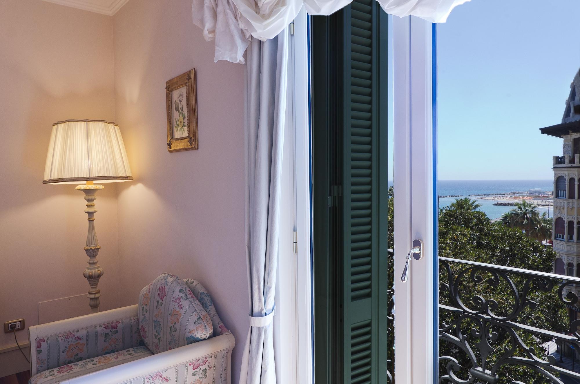 Hotel De Paris Sanremo Esterno foto