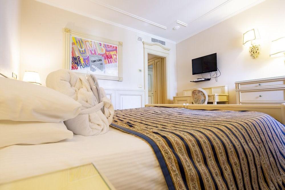 Hotel De Paris Sanremo Esterno foto