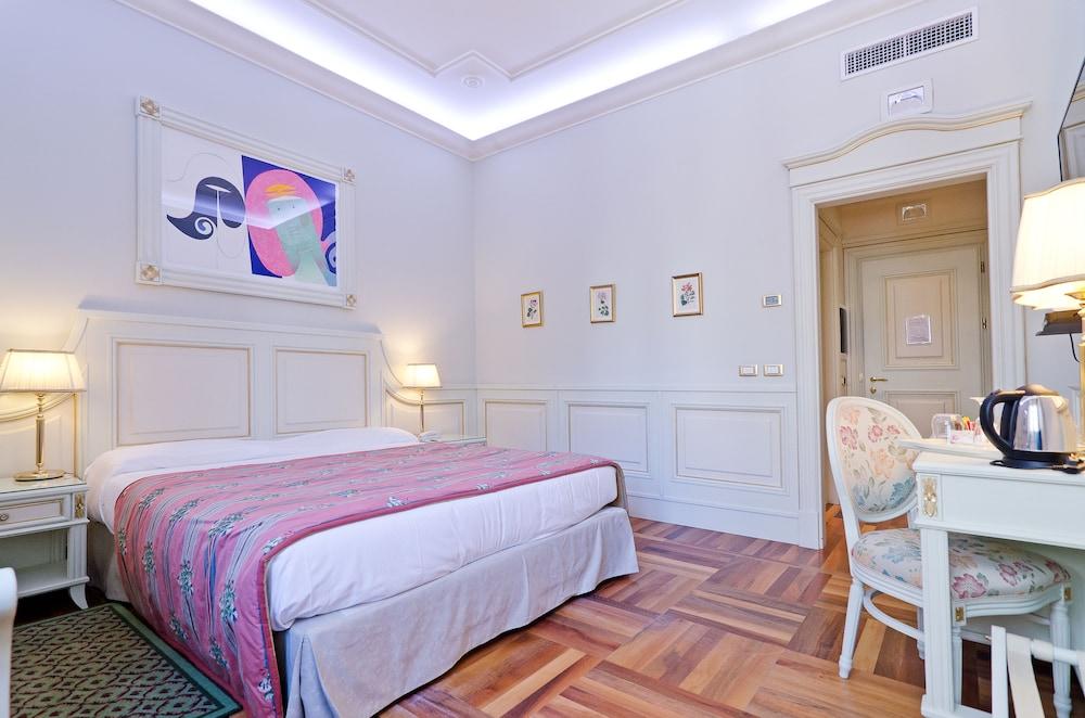 Hotel De Paris Sanremo Esterno foto