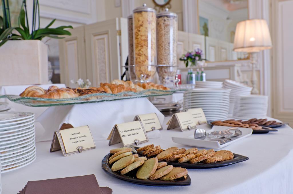 Hotel De Paris Sanremo Esterno foto